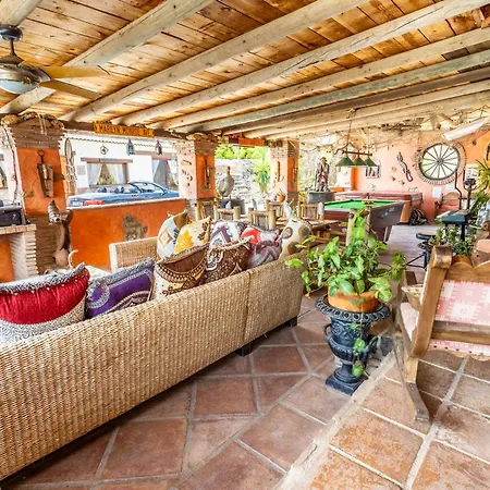 Luxurious Private Pool Hottub & Fireplace * Malaga